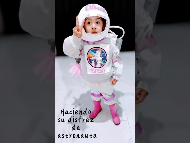 Vídeo relacionado con Aomig Disfraz de Astronauta para Niño con Casco y Traje - Regalo 4-8 Años