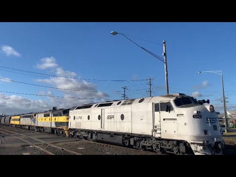 CLP12 GM27 S311 CLF1 On 7774V SSR Grain Train At Separation St North Geelong (10/12/2021)