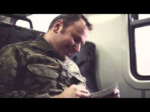 Grzegorz Poloczek i Marcin Kindla, "Mały podarunek" SMS o treści SZLAGIER.725 na nr 72480