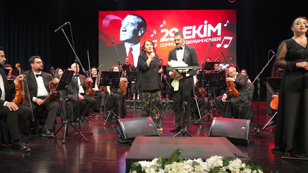 KENT ORKESTRASI’NDAN UNUTULMAZ 29 EKİM CUMHURİYET BAYRAMI KONSERİ