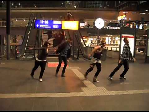 Uffie feat. Pharrell Williams -Add Suv Routine