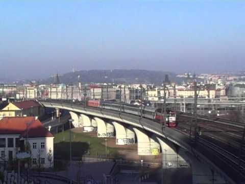 749 008 na čele R 1138 Praha Nové Spojení  průjezd - 16.4.2011.