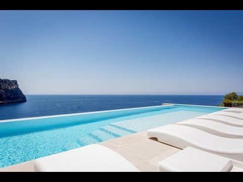 Top of the Top! Einzigartige Villa in bester Lage in erster Meereslinie zu verkaufen! Puerto Andratx