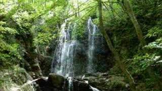 preview picture of video 'Kolesino Waterfall 2004 - Strumica'