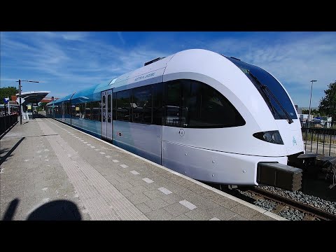 When new meets old; GTW-Ds of Arriva Groningen-Friesland - Departure/Arrival -