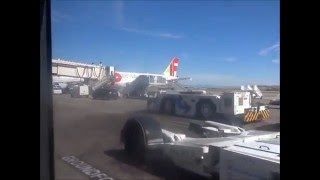 preview picture of video 'Movimentação das aeronaves no aeroporto de Barajas - Madrid'