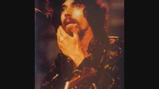 Raul Seixas - Pode vir quente que eu estou fervendo.