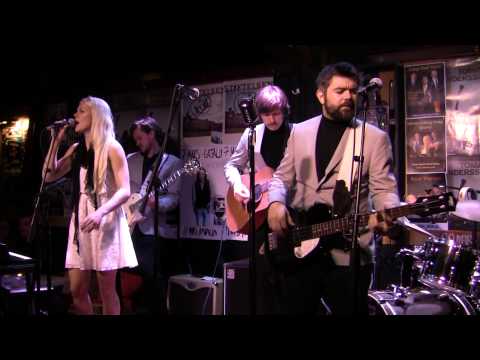Frida & The Coolants-Lucky Day Live at Katalin 130201