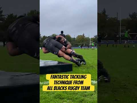 Fantastic Tackling Technique from All Blacks Rugby Team
