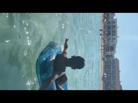 Shaheer Biggie floating in Mallorca