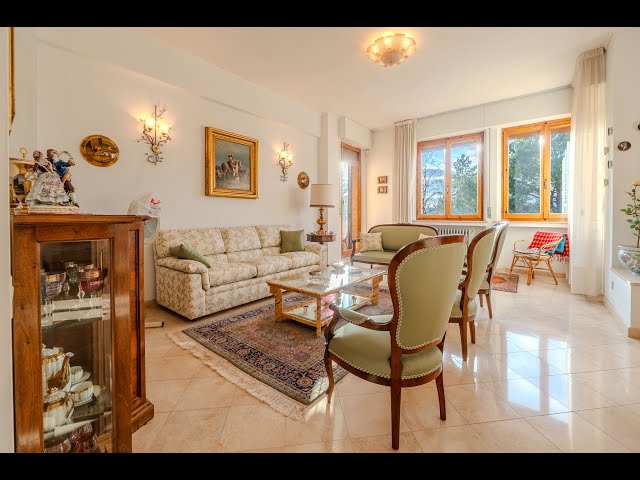 Siena Nord - Grande Appartamento con Giardino