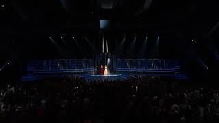 Reba McEntire- Back to God (ft. Lauren Daigle) Live