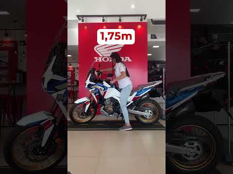 DIFERENTES ALTURAS NA AFRICA TWIN! #shorts