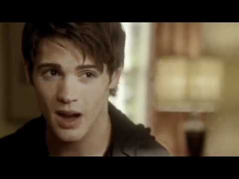 The Vampire Diaries - Deleted Scene - Elena e Jeremy