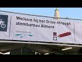 Stembureaus open; unieke stemstraat in Almere