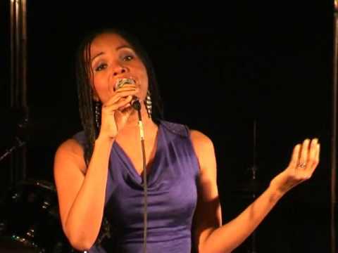 Elisete- Sheelot Ptuchot