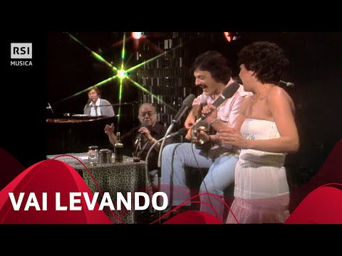 Antônio Carlos Jobim, Vinicius de Moraes, Miucha, Toquinho - Vai Levando | RSI Musica