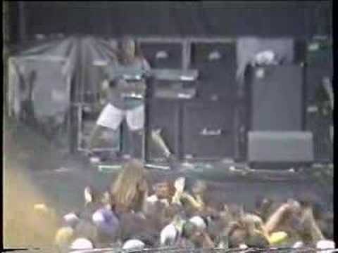 Faith No More - Edge Of The World Live 1990 @ Italy