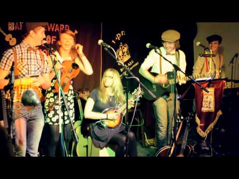 Britches Full of Stitches and John Ryans Polka (Live) - Folkus