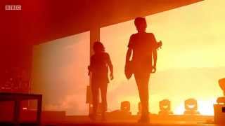 Bring Me The Horizon - Blessed With A Curse (Reading Festival 2015) HD