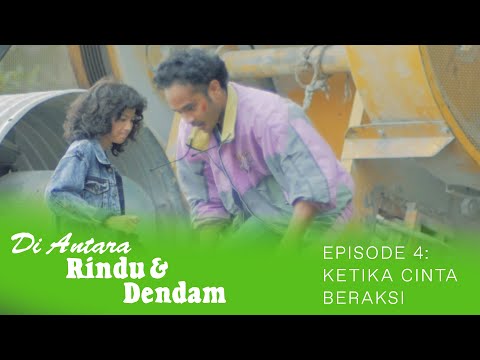 Thumbnail for video: DI ANTARA RINDU DAN DENDAM EPISODE 4: KETIKA CINTA BERAKSI Thumbnail for video: DI ANTARA RINDU DAN DENDAM EPISODE 4: KETIKA CINTA BERAKSI
