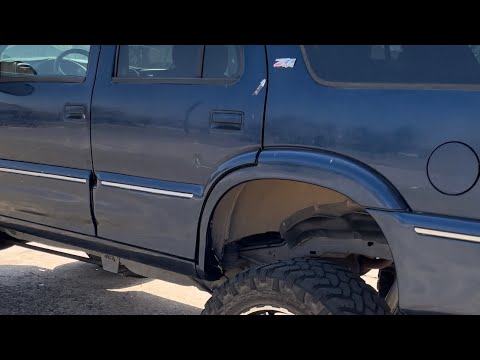 S10 Blazer Rough Country 6 inch lift Drive shafts/rear suspension