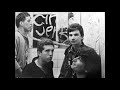 CIRCLE JERKS "Behind the door" 1980