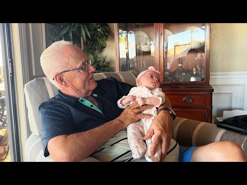 Meeting Her Great-Grandparents!