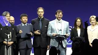 Matemáticos chinos Deng Yu y Wang Hong son galardonados con Medallas Fields
