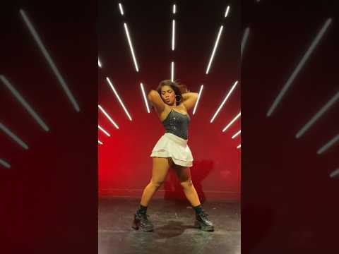 Grace, Fire, and Pure Talent🔥- VOGUE | Guru Randhawa | Roshni | #YTShortsIndia