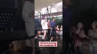 Christmas Jamming on UKG