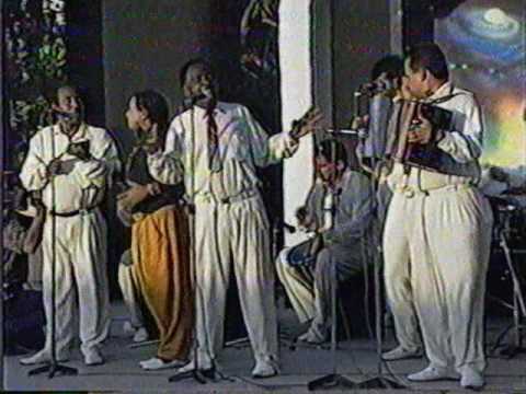 CORRALEROS CON ELISEO HERRERA ( LAS ADIVINANZAS )