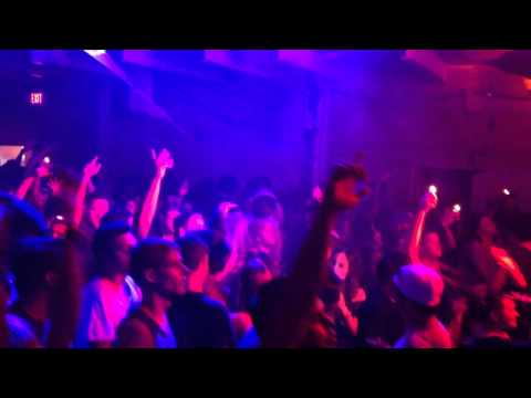 DJ X-Dream Glow Massive killing it.mov