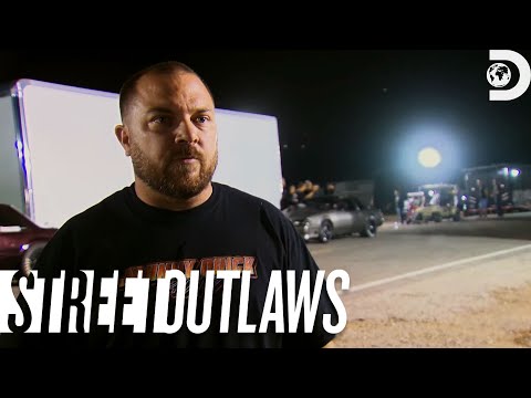 A FIGHT BREAKS OUT ON THE RACETRACK!? | Street Outlaws | Discovery