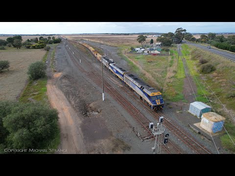 9721V SCT Container Train With EL Class Locomotives & Extra Steel Loading (22/4/2022) - PoathTV