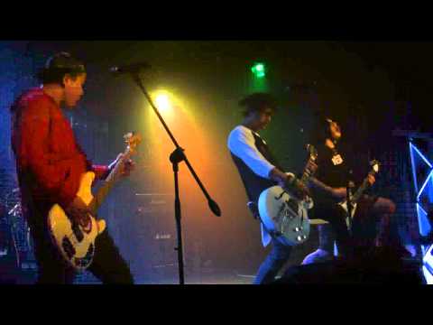 20131027 The Strikers - Growing Pain, Radio Action