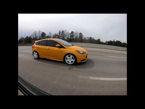 Rolling shot FOCUS ST With fifteen52 Tarmacs