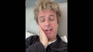 Download lagu Billie Joe Armstrong after Green Day concert in San Francisco #greenday #billiejoe #live #shorts mp3