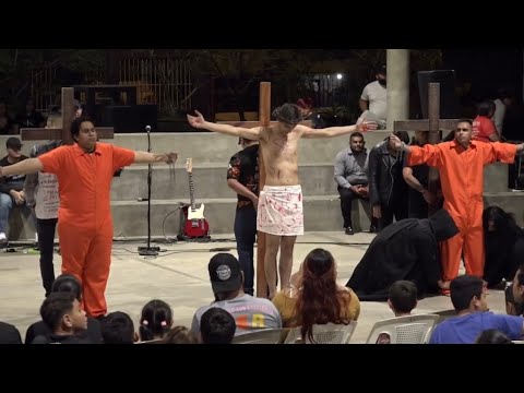 Lucas 23:32 @FunkyPR  @ALEXZURDOMUSIC  @redimi2oficial  OBRA DE TEATRO