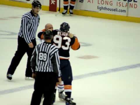 New York Islanders vs. Canadians Fight!!!