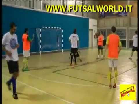 8/9/14 Cus Bergamo - Seleçao Libertas Calcetto . . .  calcio a 5 / futsal