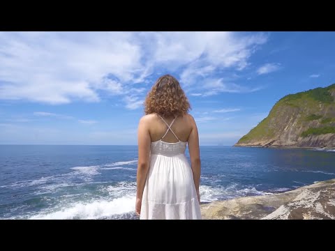 CAROL GIBBON - PERTO DO MAR - CLIPE OFICIAL