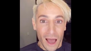 Stan Twitter: Frankie lip syncing to Ariana and Mariah’s whistle note in Oh Santa! and fainting