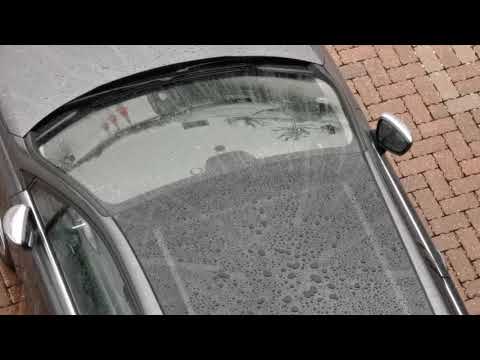 Meguiars Hybrid Ceramic Wax Repelling the rain.