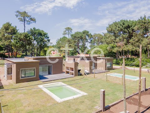 Video de YouTube - Bosques del Mar Parque Brunett Playa Mansa