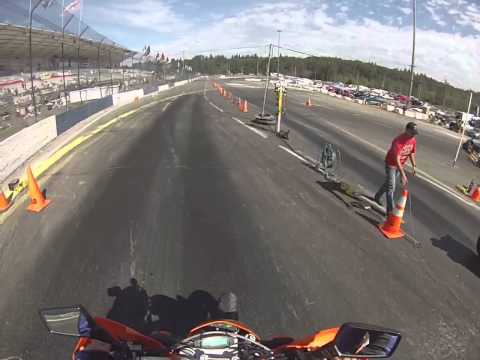 Ktm 625 smc vs gsxr 600