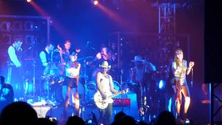 The BossHoss - Shake and Shout - Live Munich 10.07.2012 - With girls on stage - HD