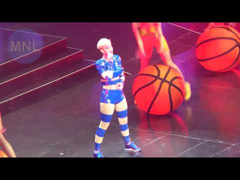 SWISH SWISH (Katy Perry | 2018 Momentum Live MNL)