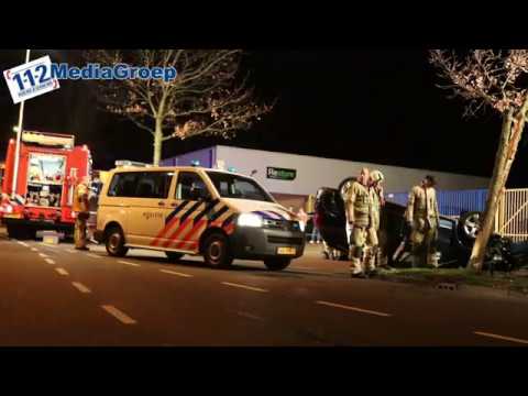 04 Januari 2019 Auto over de kop in Veenendaal