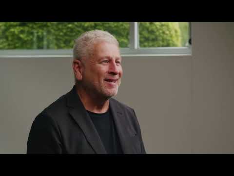 Watch: Grace & Glory by Louie Giglio